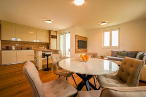 Apartment Široko